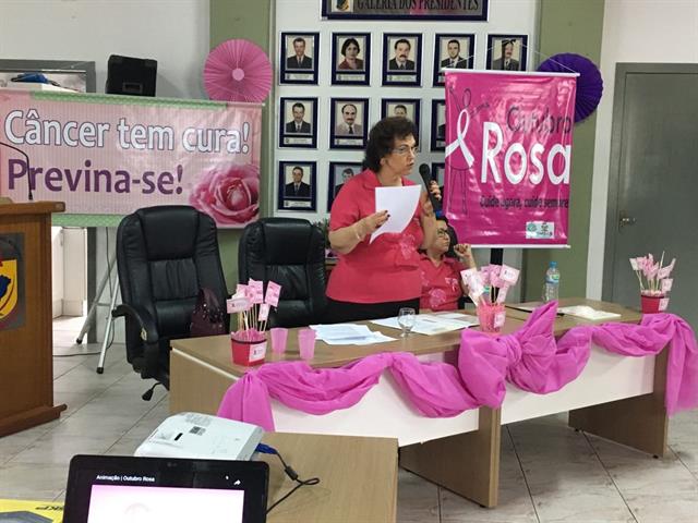 Evento "Outubro Rosa" é realizado na Câmara de Vereadores 