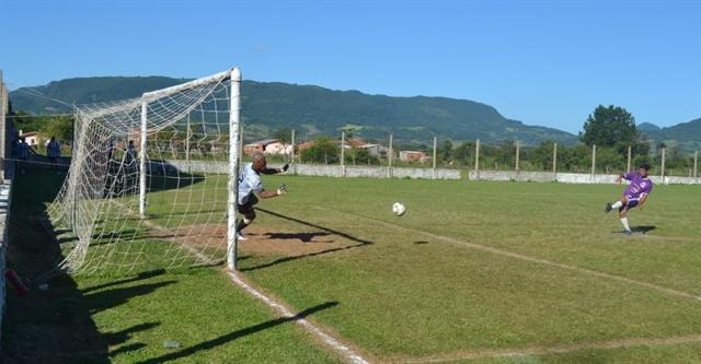 Definidos finalistas do Municipal de Campo 2013