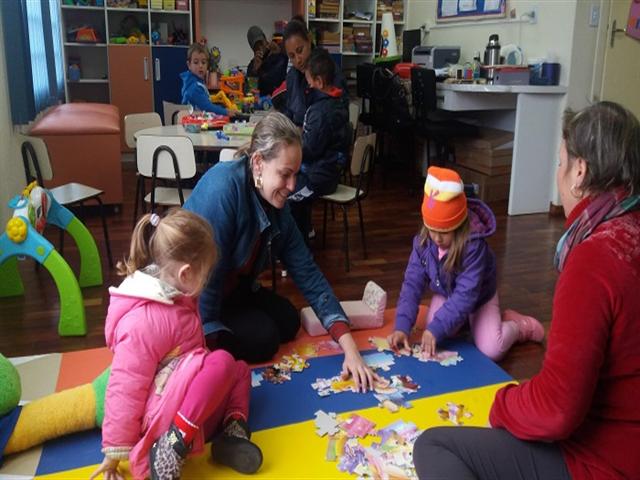 Escola Municipal de Educação Infantil Recanto dos Sonhos comemora Semana do Brincar