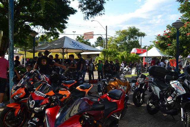 Final de semana foi das motos no município 