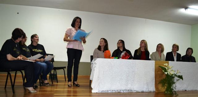 Polo UAB de Polêsine forma turma de Espanhol