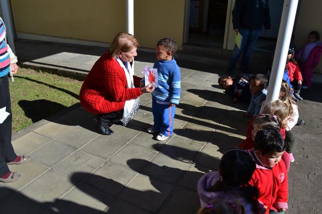 Alunos da EMEI visitaram a prefeitura