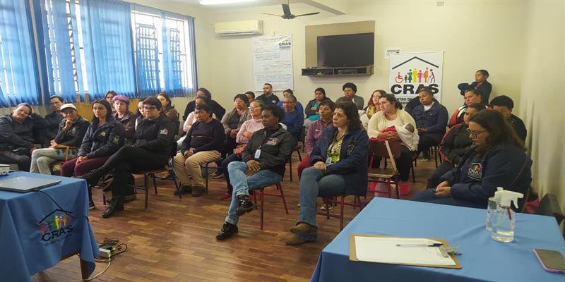 CRAS realiza evento  do Programa Auxílio Brasil e Cadastro Único