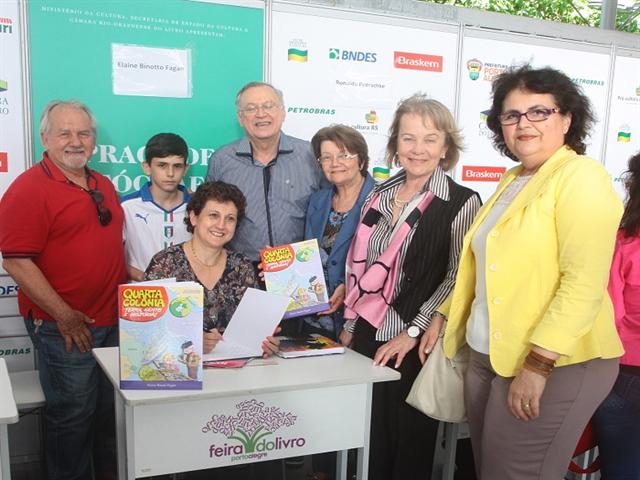 Escritora Polesinense lança livro “Quarta Colônia: Terra, Gente e História”  na Feira do Livro em Porto Alegre