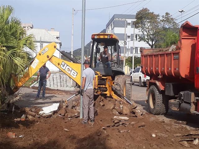 Administração segue trabalhando em obras Municipais