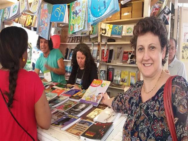 Escritora Polesinense lança livro “Quarta Colônia: Terra, Gente e História”  na Feira do Livro em Porto Alegre