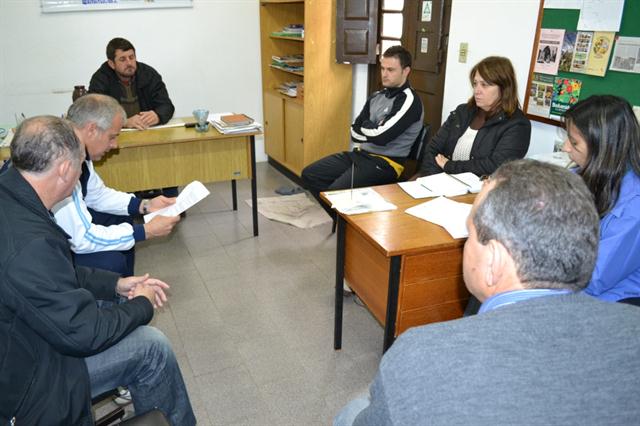 Reunião sobre as Olimpíadas rurais ocorreu na Emater 