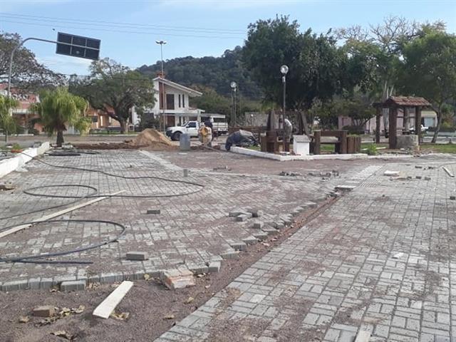 Administração segue trabalhando em obras Municipais