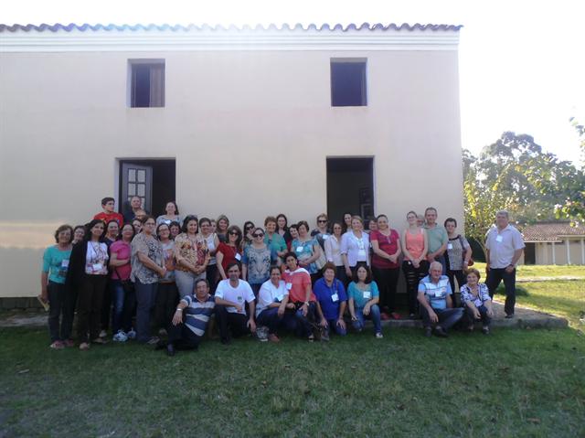 Peregrinos catarinenses visitam a Casa João Luiz Pozzobon