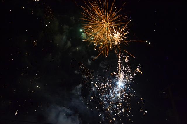 Natal Iluminado movimentou a noite de domingo