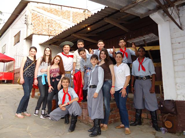 DTG do município fez bonito em rodeio artístico de Cachoeira do Sul