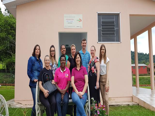 Conselho da Alimentação Escolar de São João do Polêsine realiza visita à agroindústria familiar 