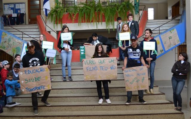 Escola João XXIII teve dia inteiro dedicado à Pátria