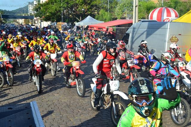 Final de semana foi das motos no município 