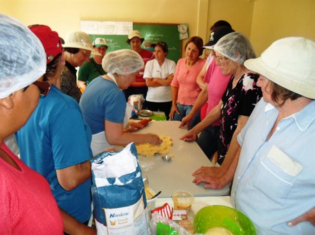 Emater realizou curso de salgados